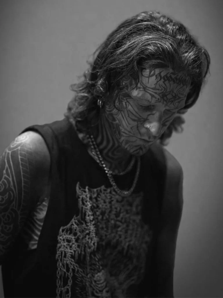 Obsessed Tattoo - Artisch Ben